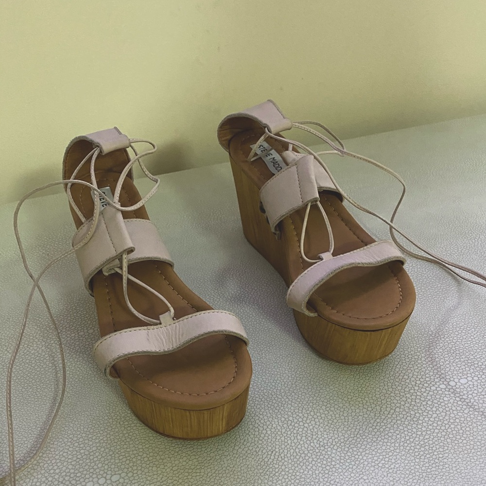 Steve Madden Lace-Up Platform Sandal